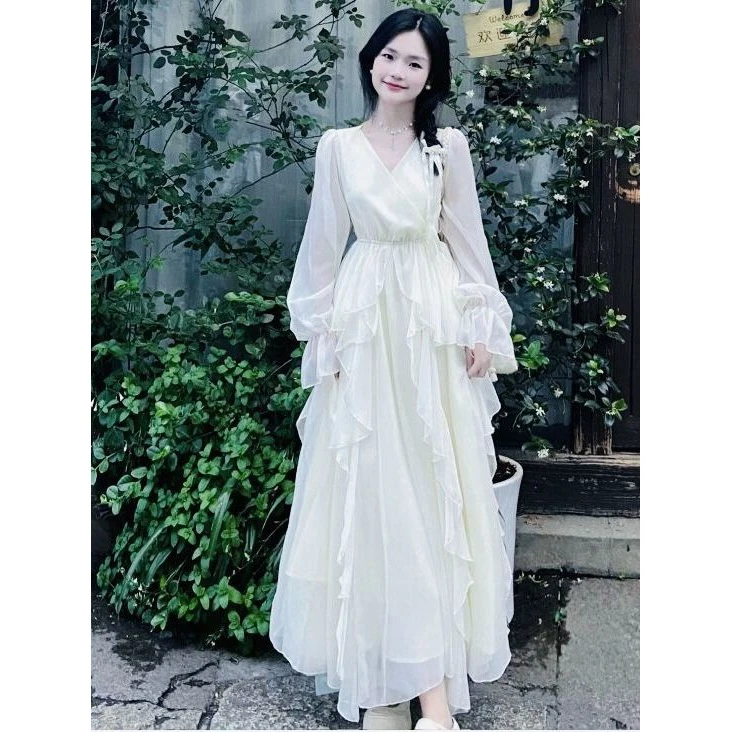 2024年白色法式初恋长裙新款坠感温柔白月光仙女裙子甜美简约款式