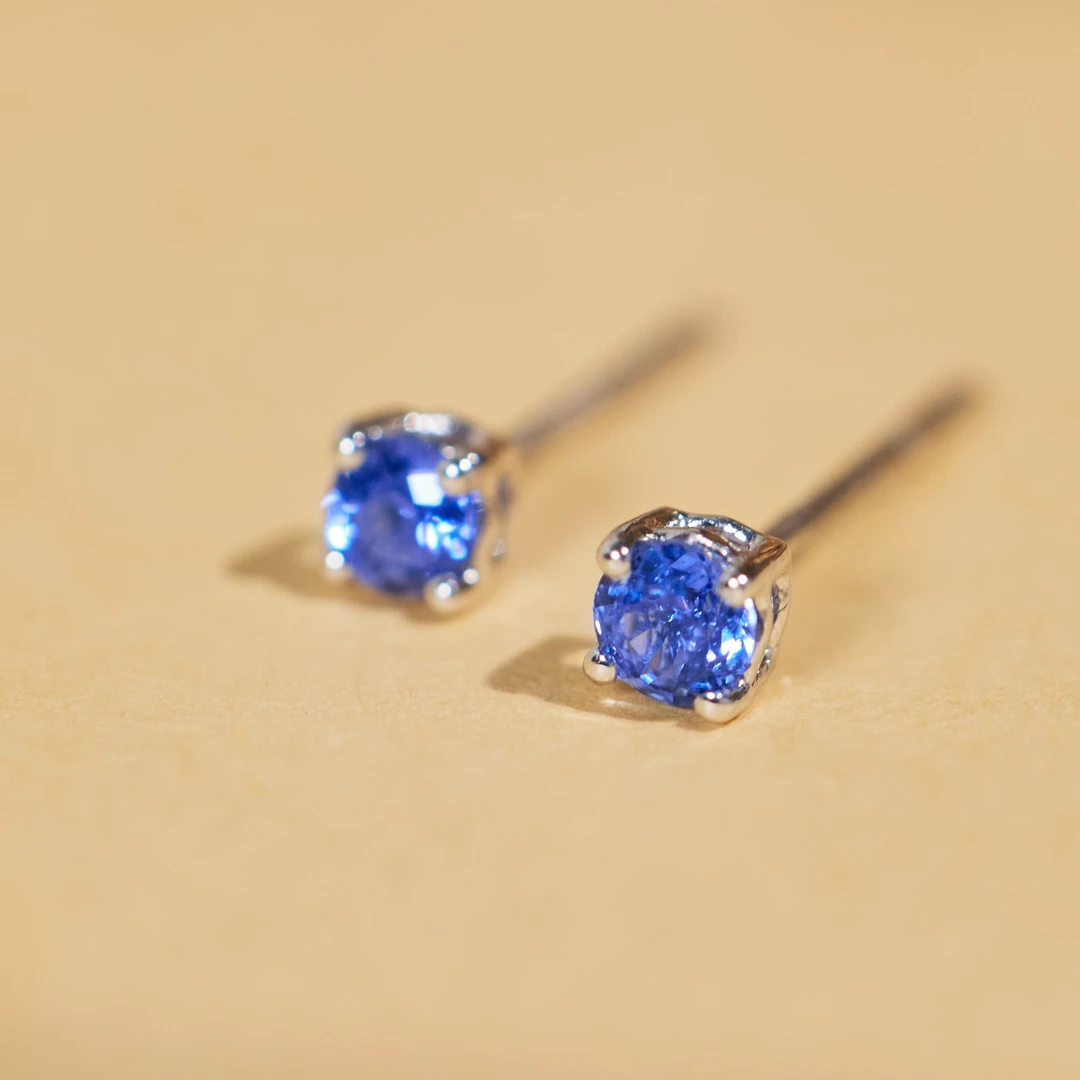 【玉峰珠宝丨安娜严选】蓝宝石耳钉18K金【U9550】多样性发一