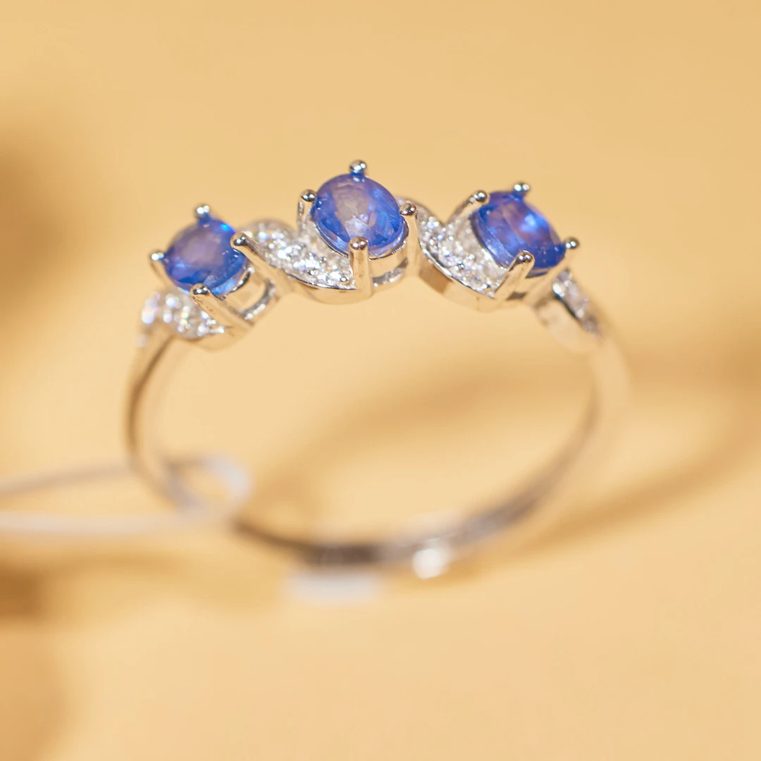 玉峰珠宝丨安娜【悠扬】蓝宝石戒指*S925镶嵌*W5903多样性发其一