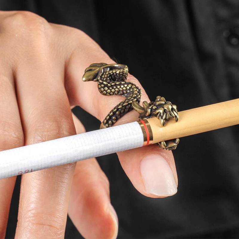 铜合金亚克力戒指 抽烟指环夹烟神器烟拖戒指夹防手熏黄指套烟夹