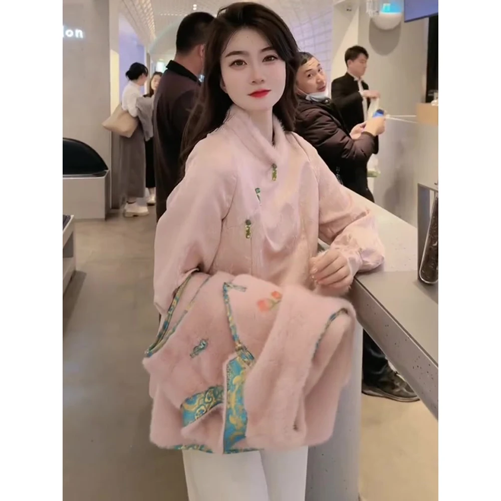 今年流行新中式国风短外套女2024新款爆款设计感毛毛百搭拼接上衣