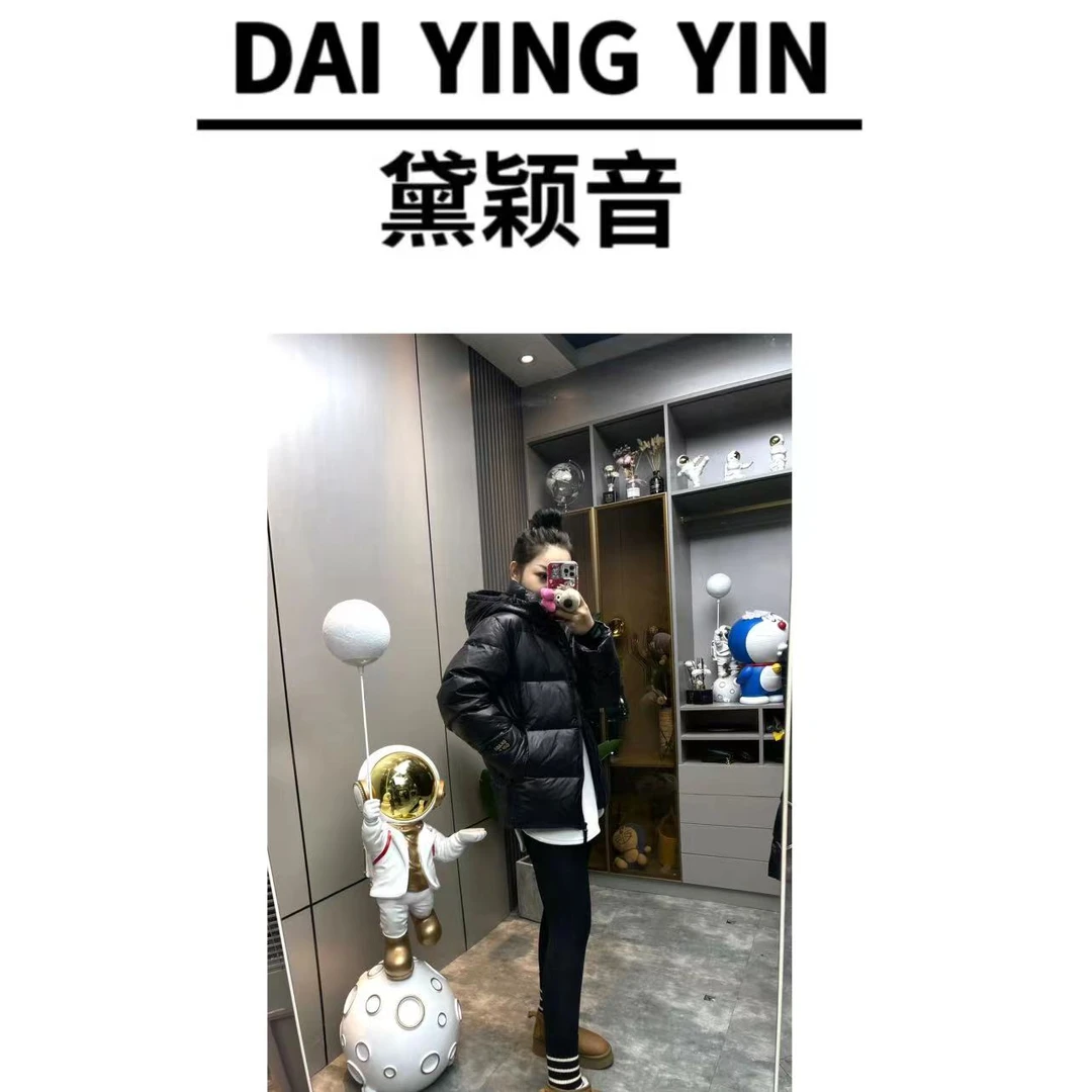 【代莹优选】黑色连帽经典羽绒服