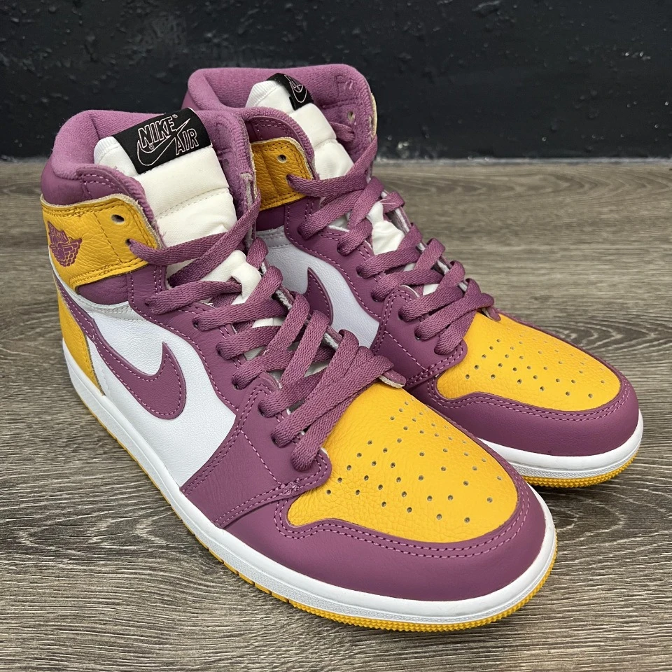 全新41/42码AJ1兄弟会无盒 鞋舌瑕疵修复 公价779 中帮Air Jordan