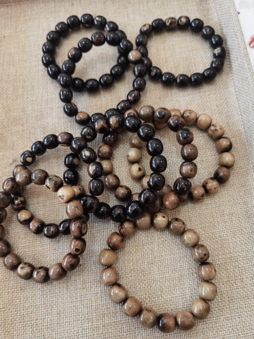 全品血柳1.2单圈手串，纹理多样发其一