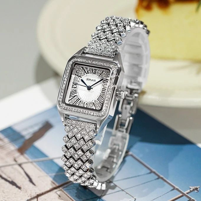 小猎豹女表方形气质钢带腕表68009