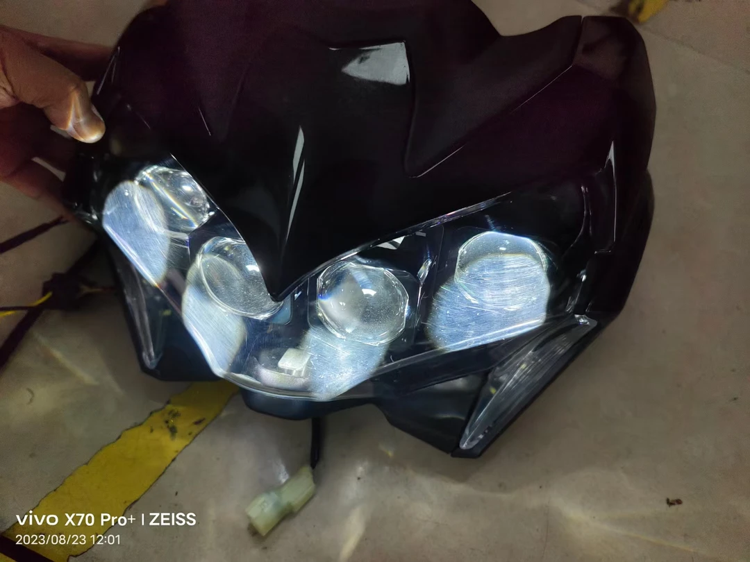 川崎Z900改装2近4远大灯，配件发到你当地安装，或者你车灯发给我改