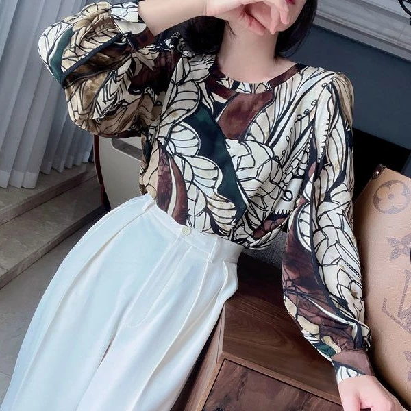 原创设计轻奢百搭时髦碎花套头衫