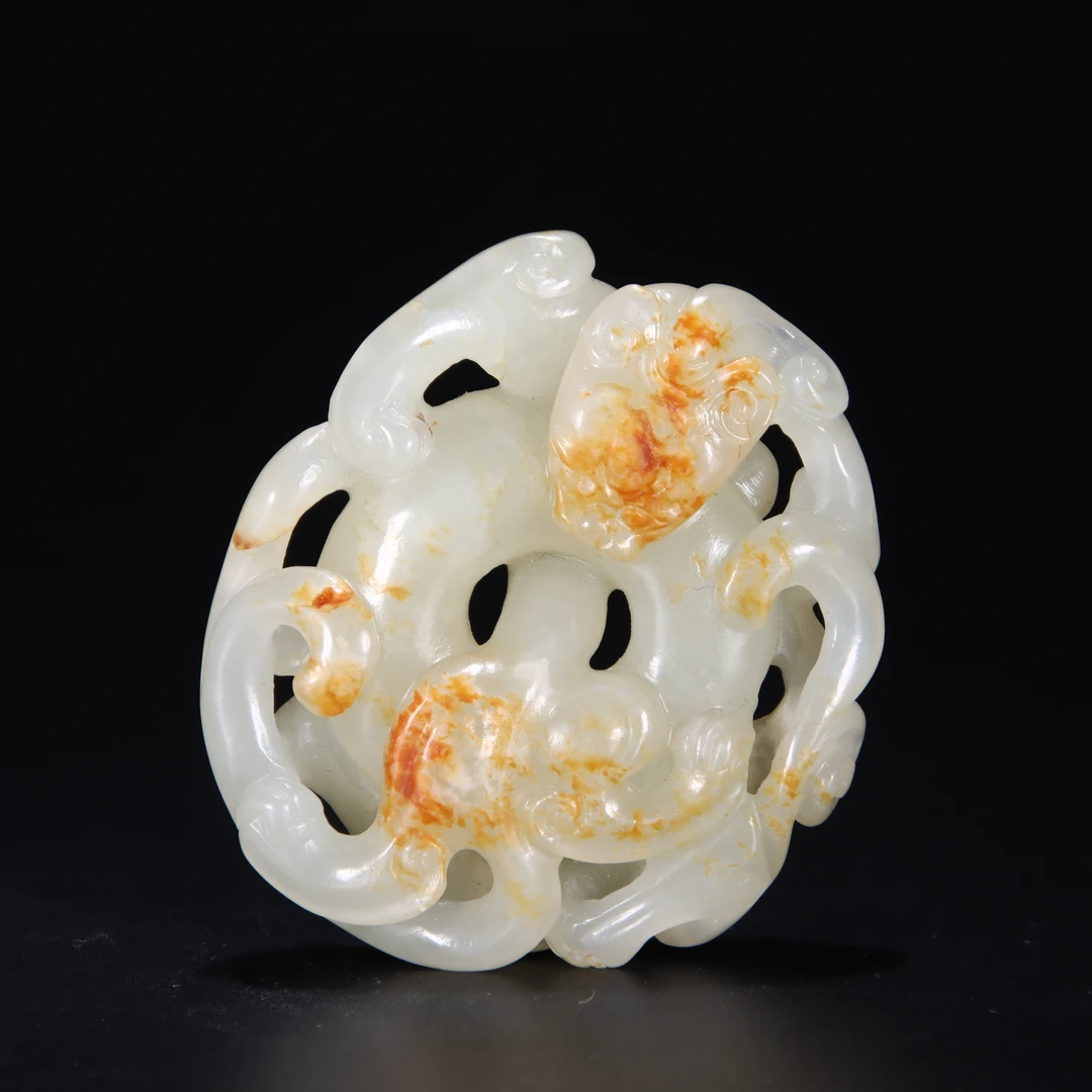 清代和田玉龙纹壁