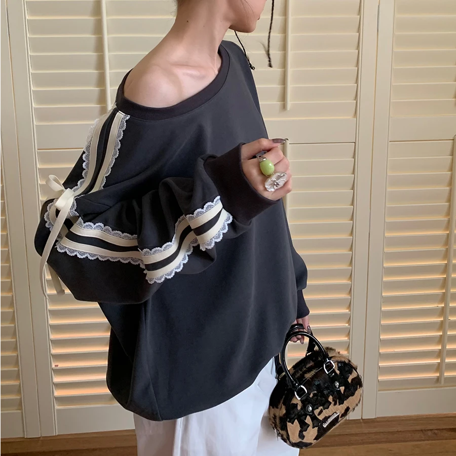 TDDP 设计感蕾丝拼接斜肩卫衣女2024新款秋冬宽松慵懒风露肩外套