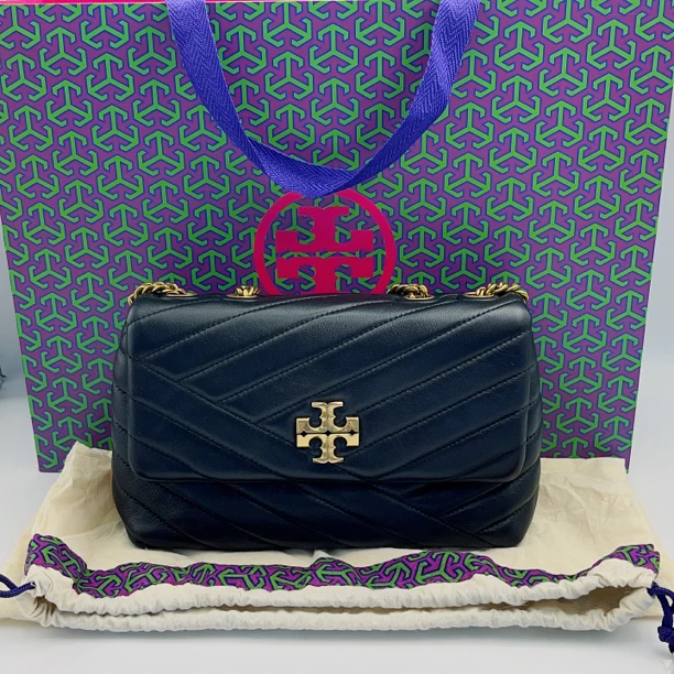 99新 Tory Burch/汤丽柏琦 tb黑金翻盖链条包 kira单肩斜挎包-