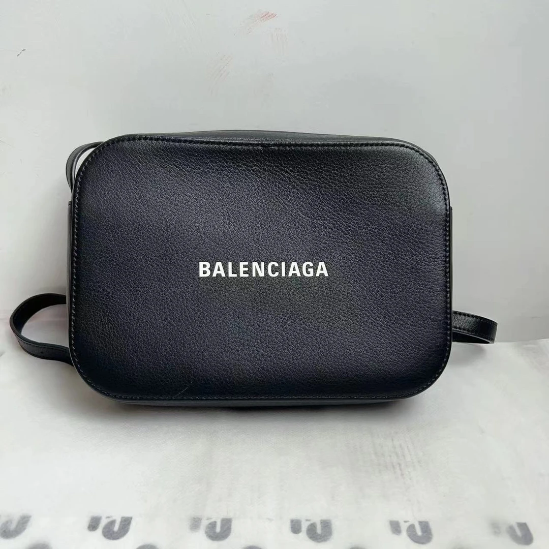 95新 Balenciaga/巴黎世家  巴黎世家 时尚百搭女士斜挎包-