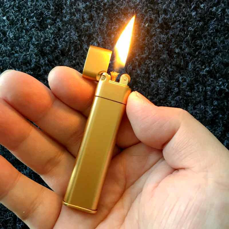 超薄迷你可放进烟盒里的打火机 砂轮加油老式打火机送火石棉线