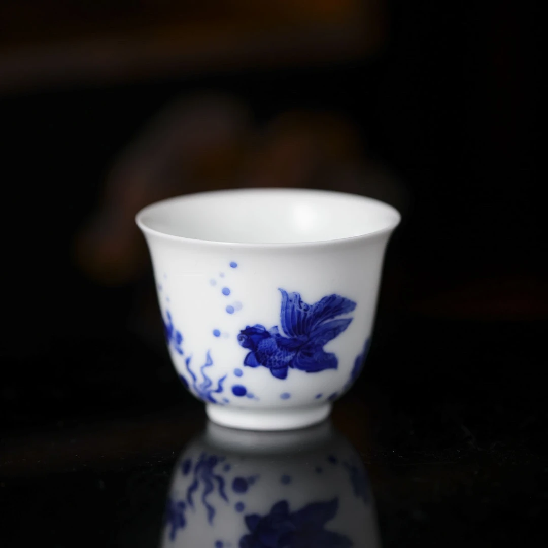 自慢堂-皓月杯青花鱼（向左游）-拾金-家用创意中式手绘有差异