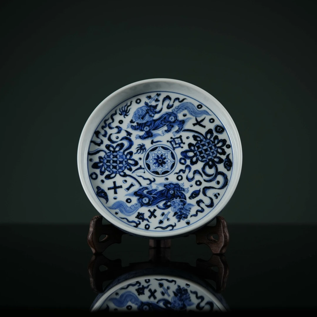 小桥-仿元青花狮子绣球壶承-手工陶瓷有差异