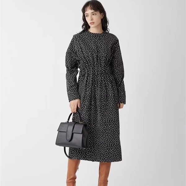 Mila O*en 春 款圆领压褶收腰简约优雅气质长袖连衣裙女