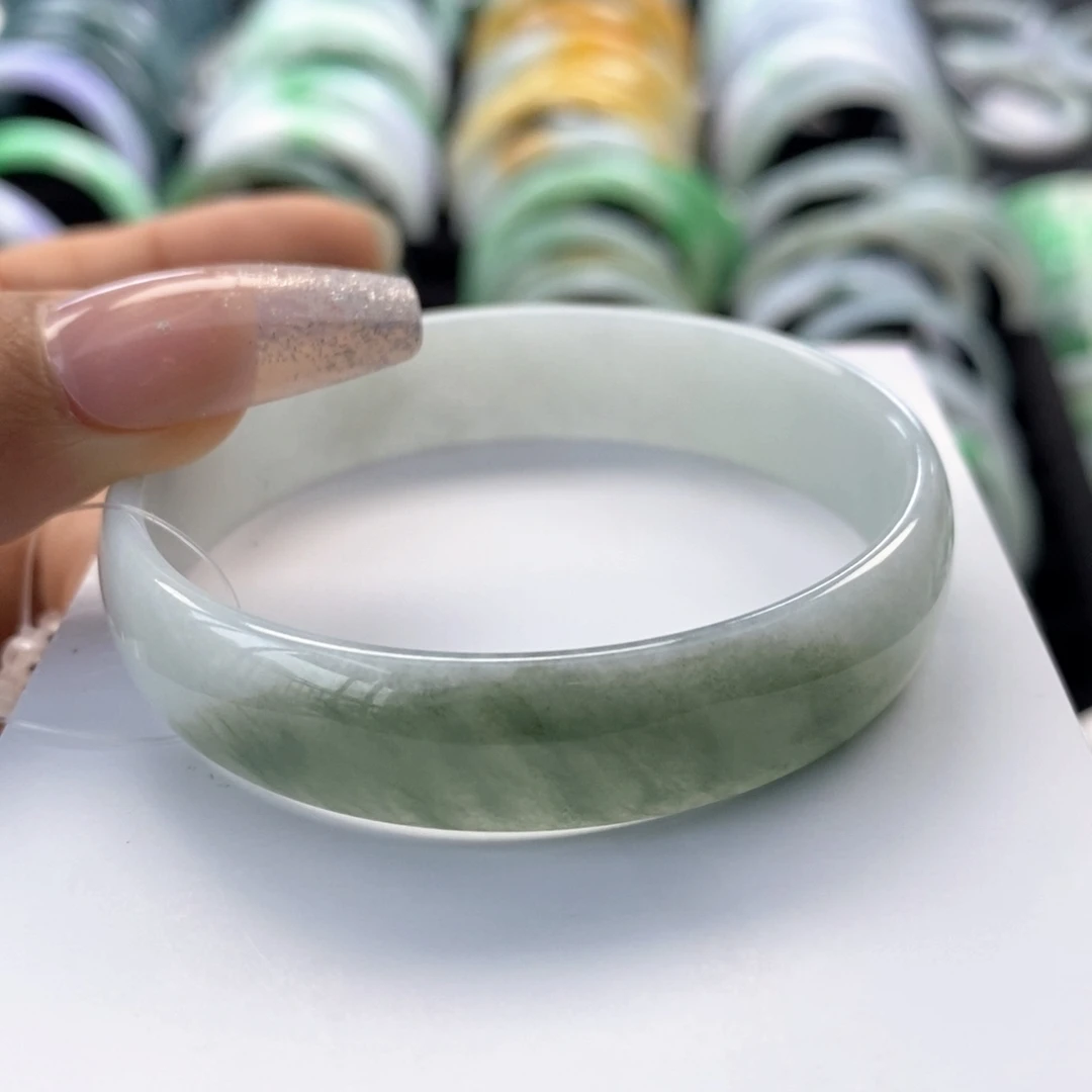 翡翠手镯未镶嵌公主5253