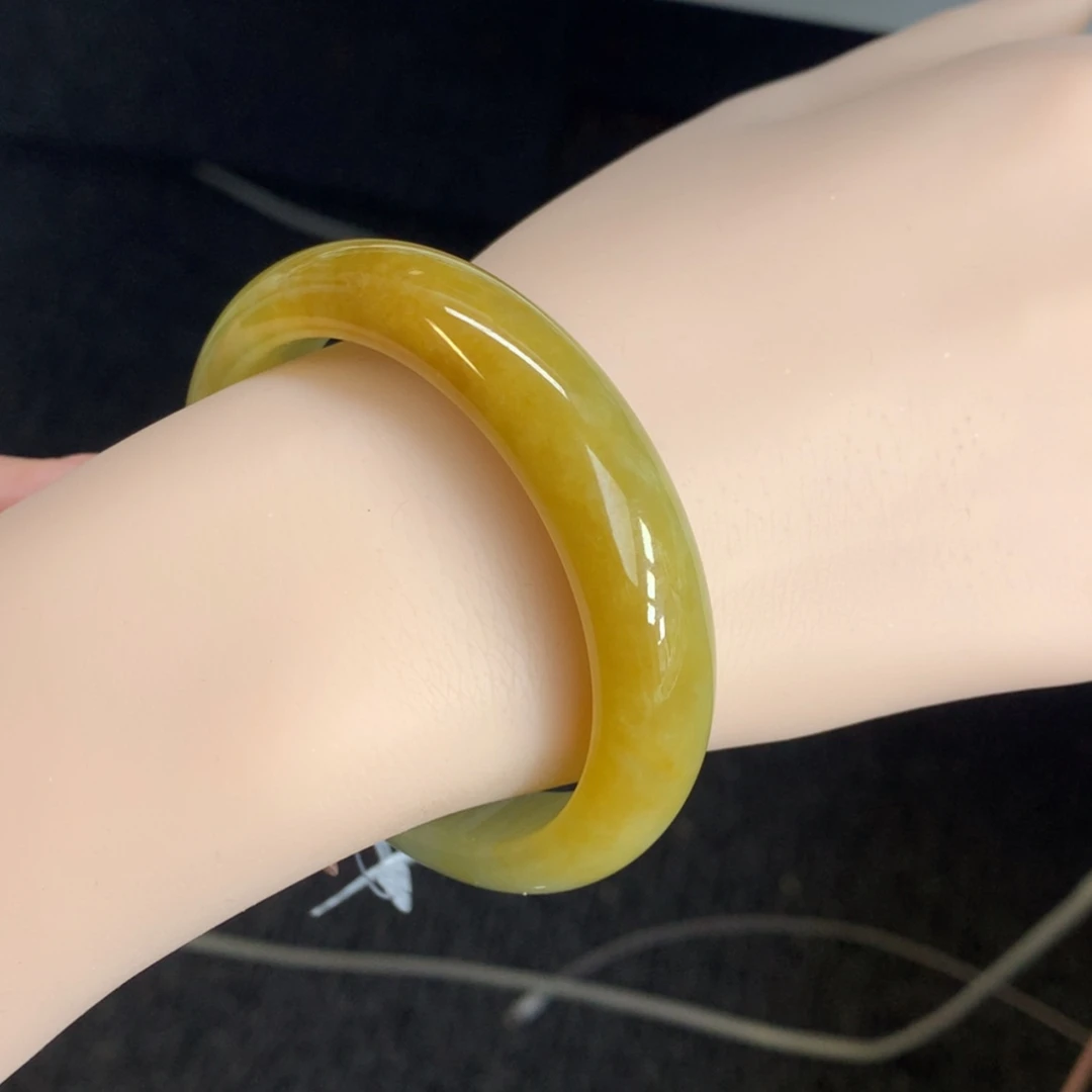 【闪购商品】翡翠手镯未镶嵌正圈