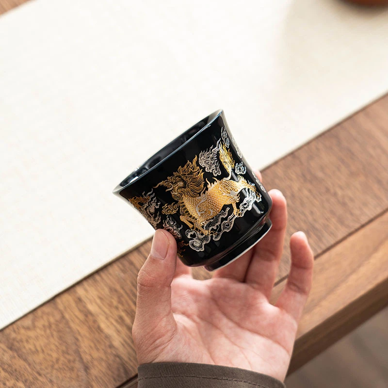 高端黑底描金麒麟主人杯轻奢宫廷风品茗杯复古陶瓷功夫茶具G1314