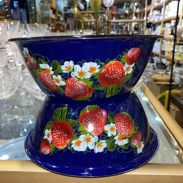 俄罗斯原装进口正品2升搪瓷大容量和面盆洗菜盆加厚新婚家用嫁妆