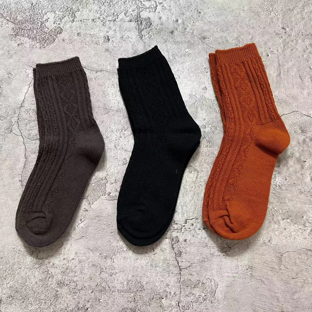 墨香芷0622粗针麻花中筒袜棉袜亲肤透气舒适纯色百搭时尚气质
