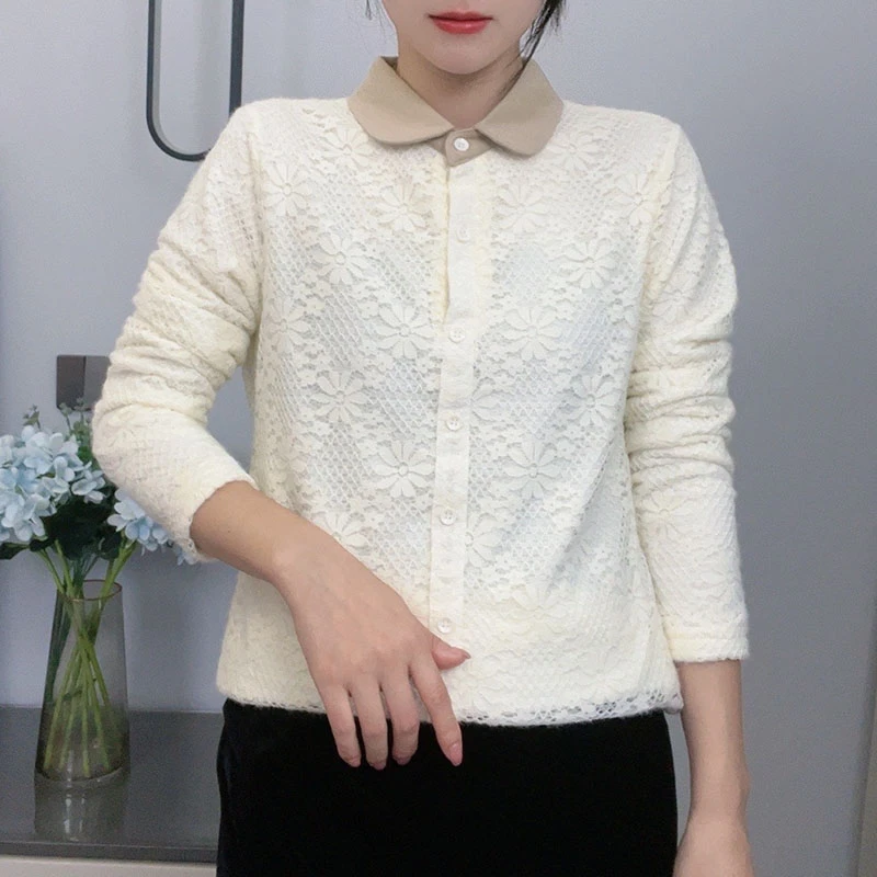 2024秋冬新款时尚百搭休闲衬衫上衣气质显瘦蕾丝加绒套头打底衫女