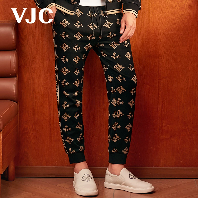 VJC/威杰思秋季男装新款提花满印休闲裤绣花九分裤 B23CP2516