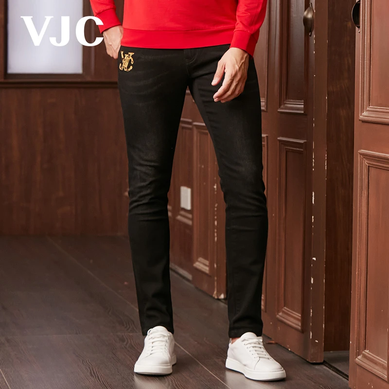 VJC/威杰思2023秋冬男装新款水洗牛仔裤复古刺绣花修身B22DO3420