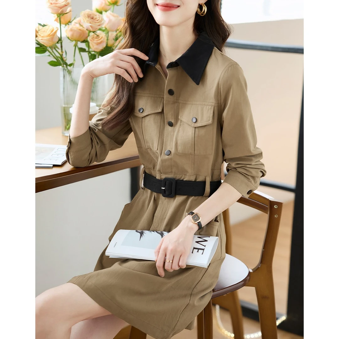 沫晗依美工装风撞色收腰连衣裙时髦设计感单排扣口袋气质抖音金卡