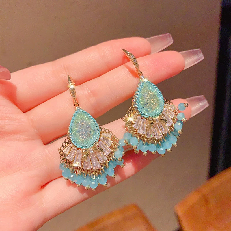 铜合金合成锆石耳饰 F3309 民族风气质夸张轻奢时尚奢华挂钩耳环