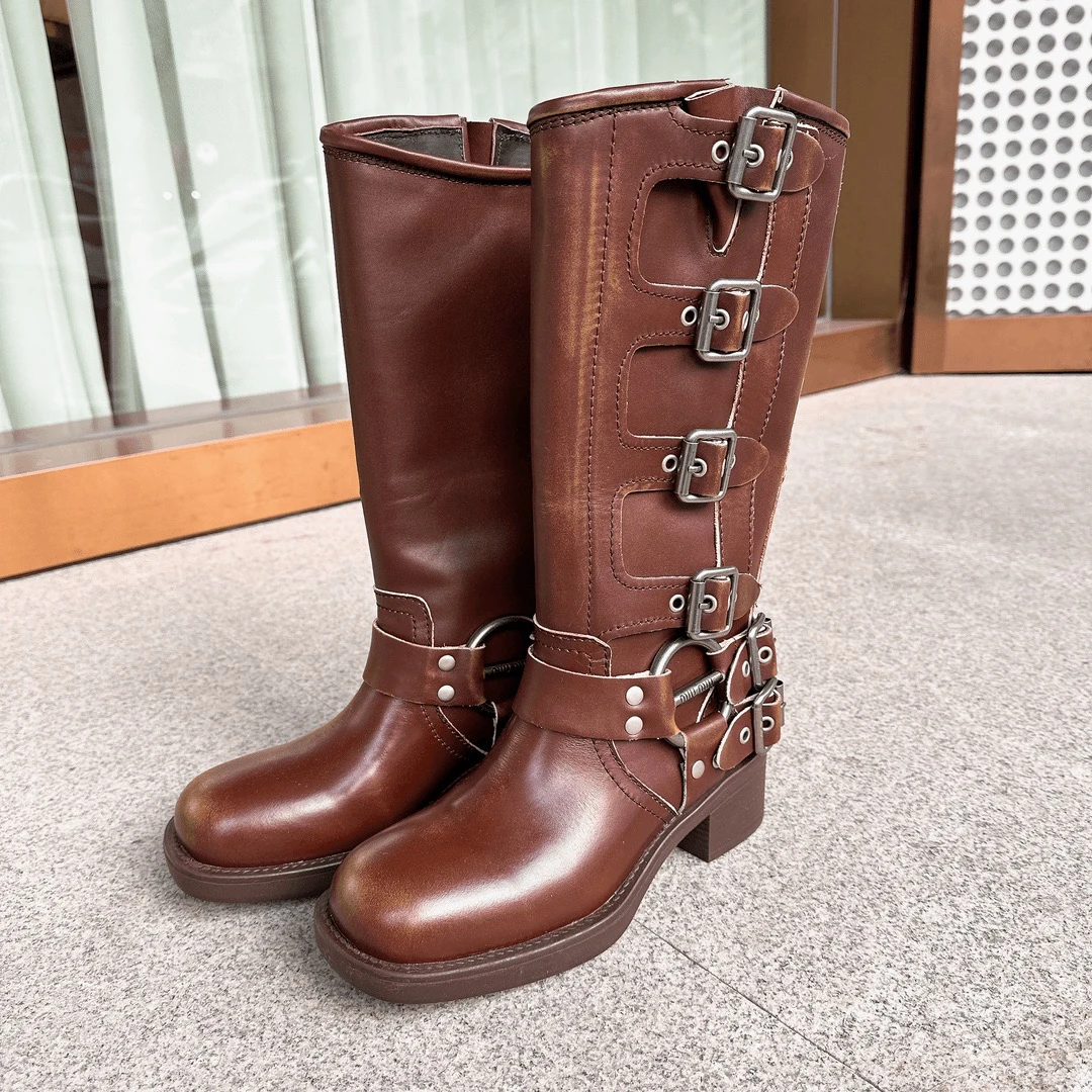 JJ Fashion 时尚咖色扣扣长筒靴