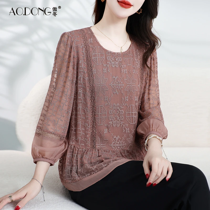 2024新款杭州高级真丝上衣女中年妈妈气质桑蚕丝T恤刺绣洋气春夏