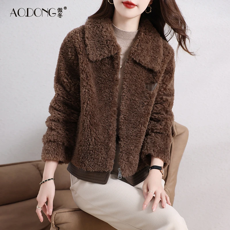 新款海宁颗粒绒皮草外套女短款一体麂皮绒保暖时尚羊毛大衣冬季