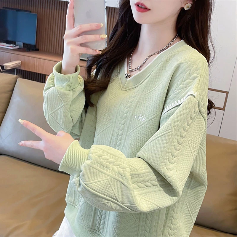 早秋设计感v领假两件卫衣女2025新款春秋季宽松大码小个子上衣潮