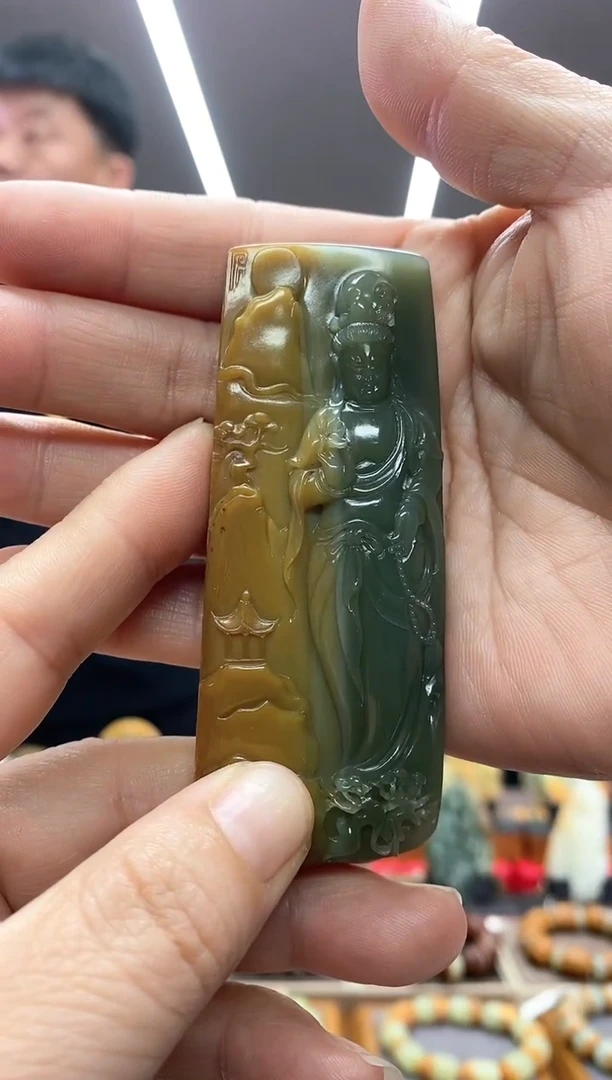 【闪购商品】透闪石质玉吊坠未镶嵌河磨玉