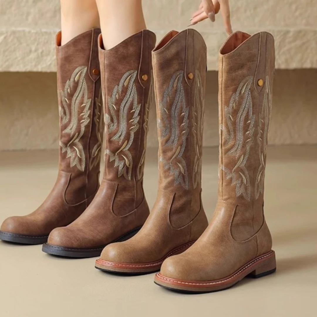 A8433-1刺绣V口~西部牛仔靴女新款后拉链低跟高筒长靴复古骑士靴