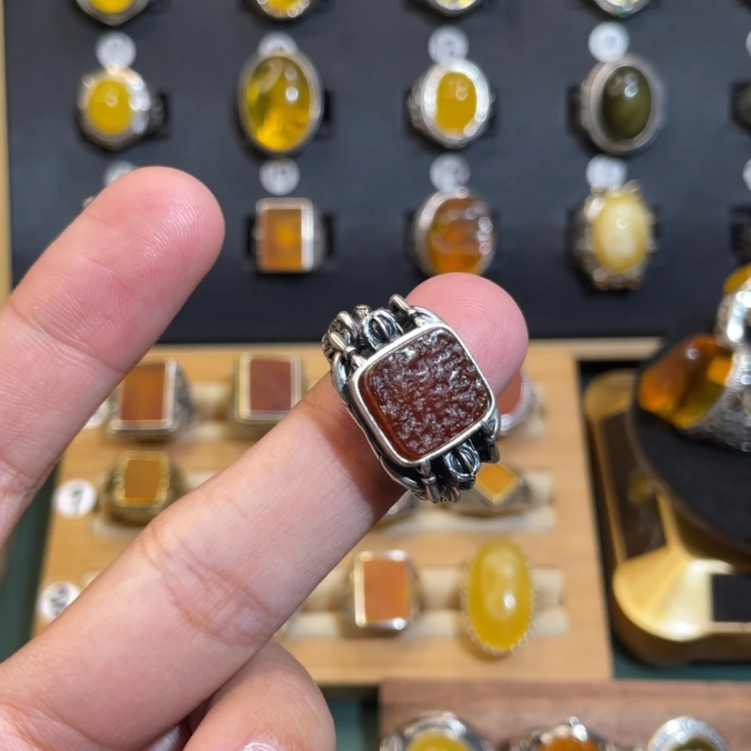 【闪购商品】琥珀戒指银S925镶嵌艾**型