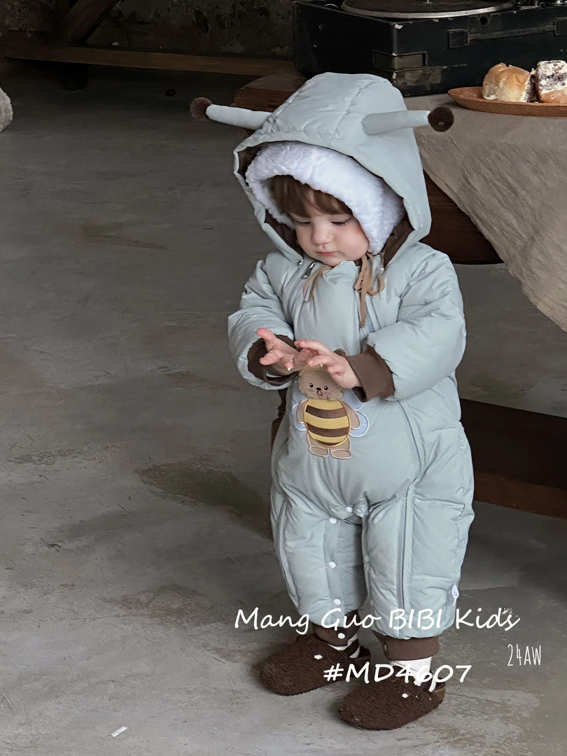 婴儿羽绒服冬季男女宝宝连体衣新生儿外出抱衣卡通小蜜蜂加绒4608