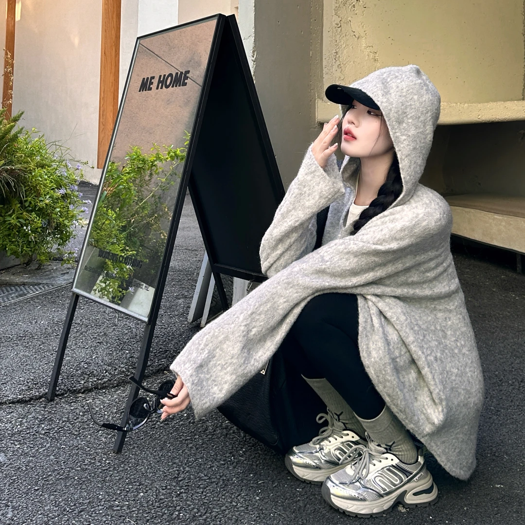 UNPRETTY BEAUTY时尚百搭宽松灰色连帽套头毛衣外套女-M24304334