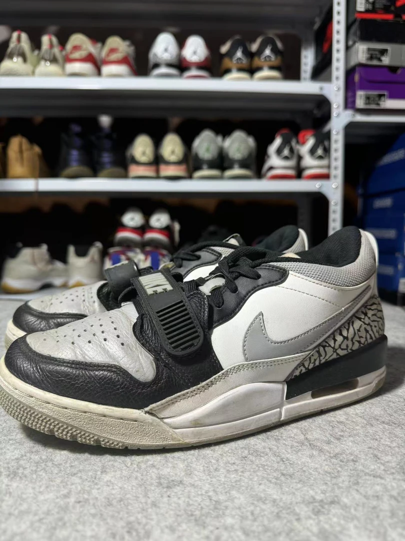 中古球鞋/42码/AJ312气垫缓震 防滑耐磨 舒适百搭白色/黑色/狼灰