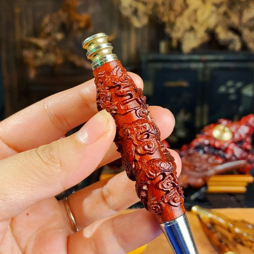 紫檀蟠龙小巧精致便携迷你手把件款(直通龙)