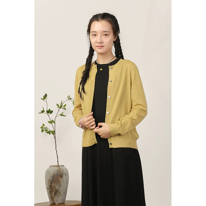 润帛 婴儿般肌肤触感 68支3股纱精纺纯羊绒圆领开衫女春秋麦芽黄