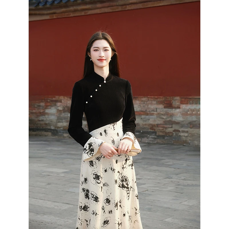 凌茜 恣禾【安然】新中式国风复古拼接坑条提花珍珠扣旗袍裙子