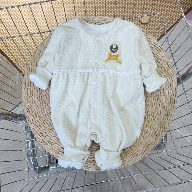 婴儿连体衣春秋长袖新生儿衣服春季宝宝满月百天泡泡圆领双层公主