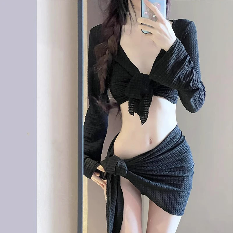 2024新款泳衣女高级感分体四件套比基尼性感显瘦小胸聚拢海边度假