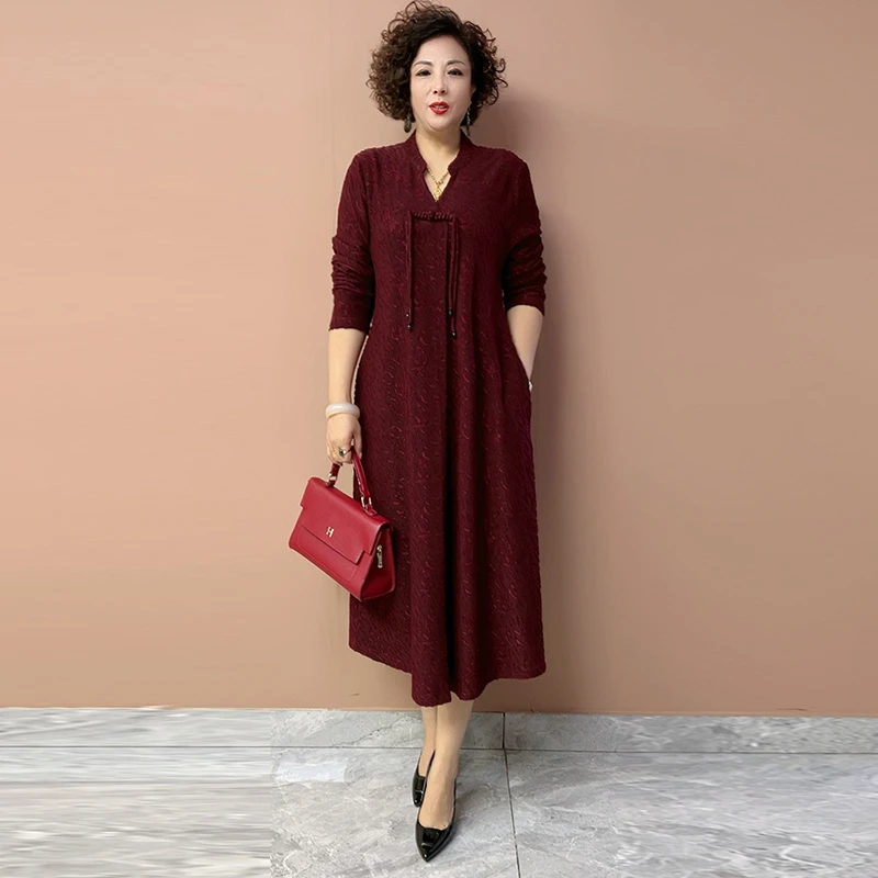 宽松气质大码连衣裙女秋冬季新款色织提花时尚洋气中长款裙子