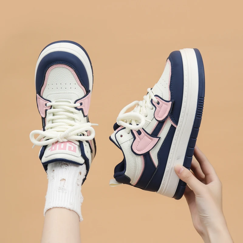 2025春季百搭高帮小白鞋女厚底休闲鞋学生运动透气爱心平底板鞋潮