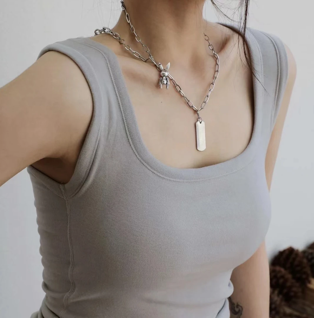 23851秋冬新款吊带背心带垫修身舒适秋冬美背