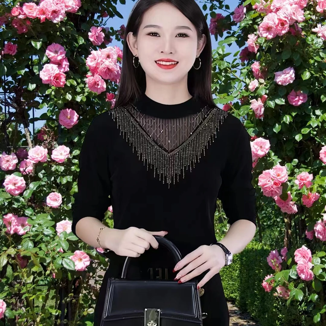 新款洋气镶钻高档妈妈秋冬加绒打底衫新品洋气半高领拼接薄款T恤