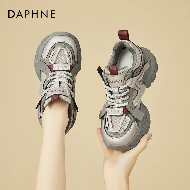 达芙妮爆款小蛮腰时尚老爹鞋女款2025新款春秋休闲厚底松糕运动鞋
