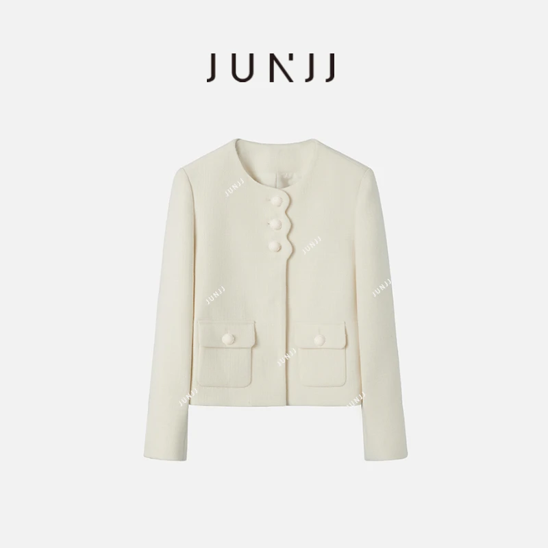 JUNJJ【白雪公主】2024年秋女士轻奢白色小香风百搭休闲圆领外套